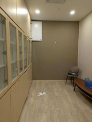 R66 Apartments (D8), Retail #631424381